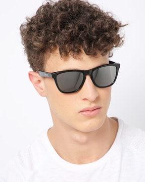 0oo9013 uv-protected full-rim square sunglasses