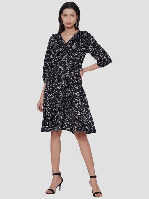 109 f black polka dots a-line dress