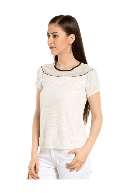 109 f cream lace top