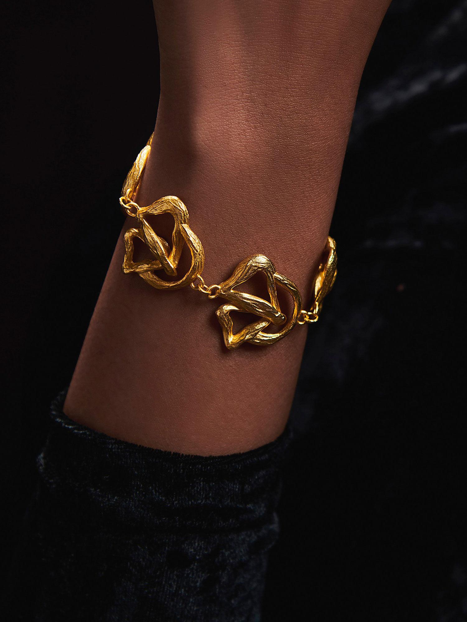 22k gold plated back to nature goldtone bracelet