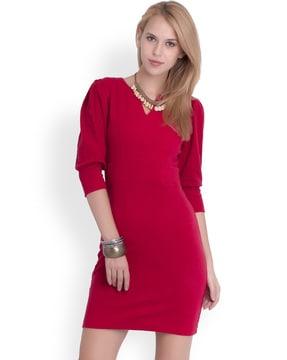 3/4th sleeves v-neck dress