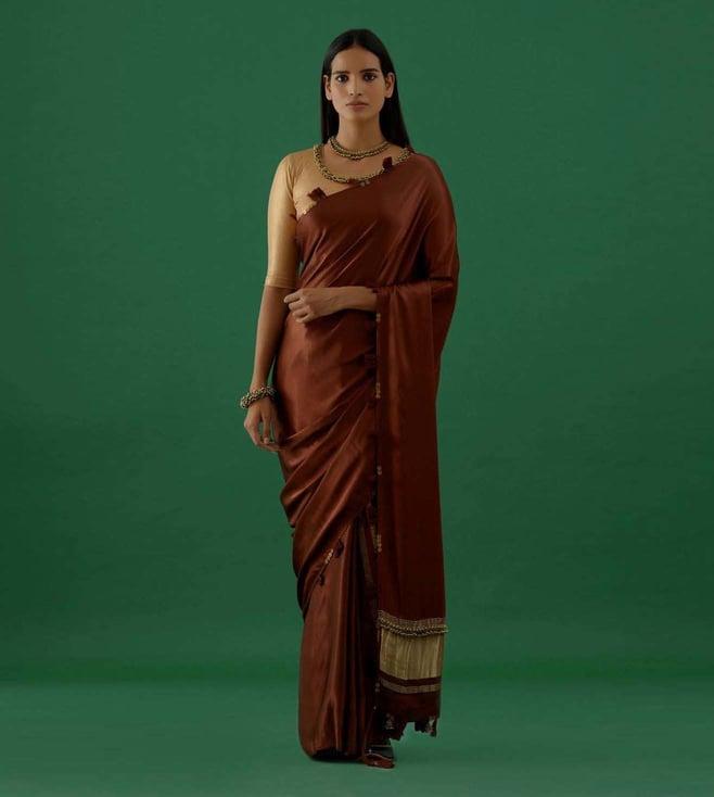 5 elements by radhika gupta brown modal satun saree with ghugnroo embellished