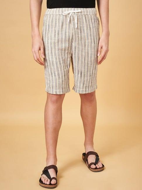 7 alt by pantaloons whitecap gray cotton slim fit printed shorts