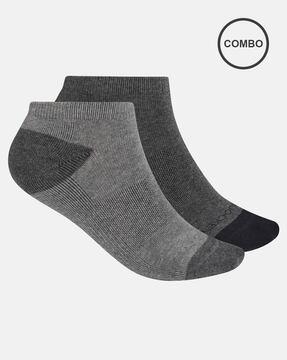 7506 pack of 2 low show socks with stay fresh treatment