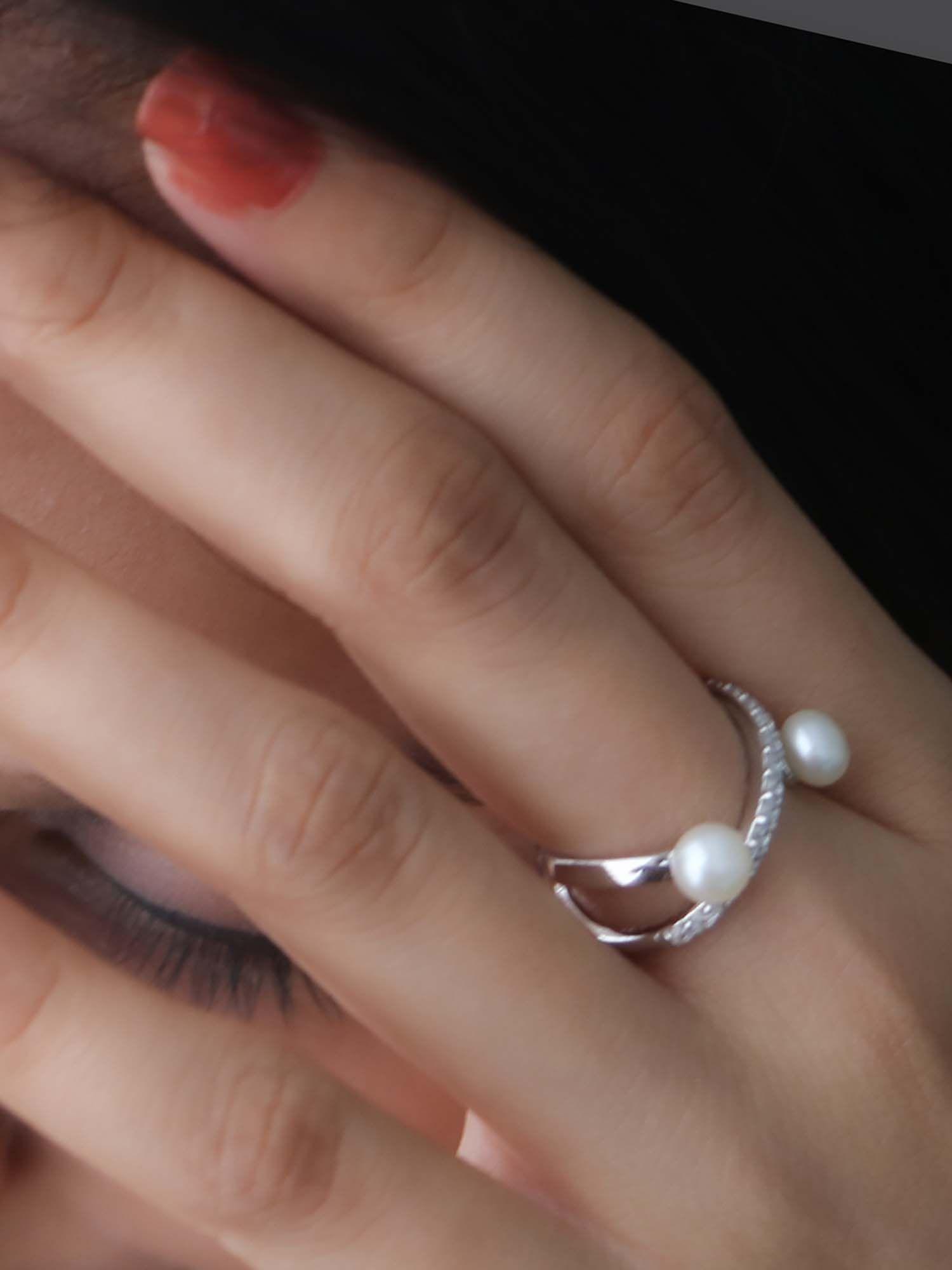 925 sterling silver poles apart pearl ring p19r0201