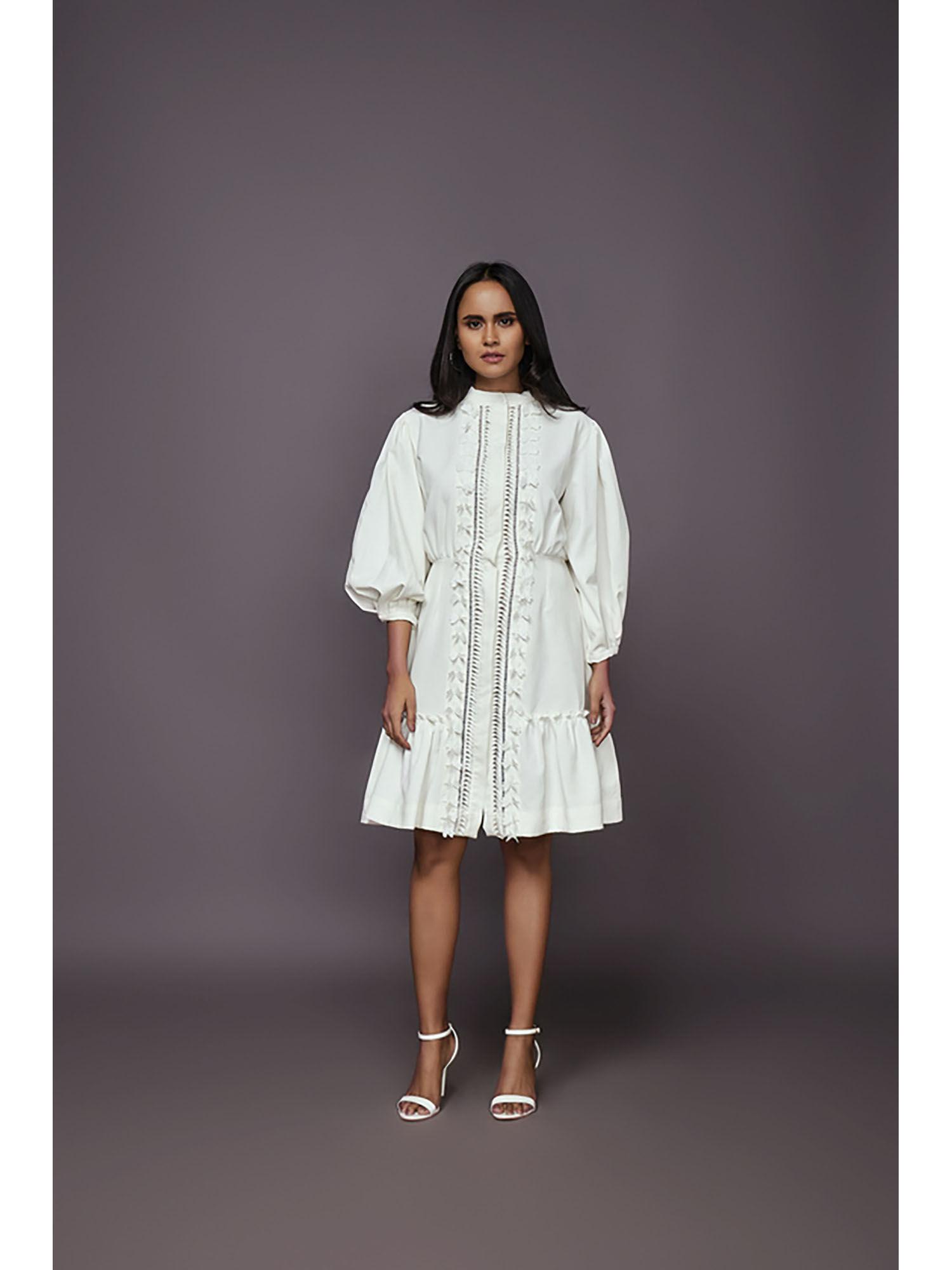 a-line dress - white