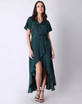 a-line dress with waist tie-up