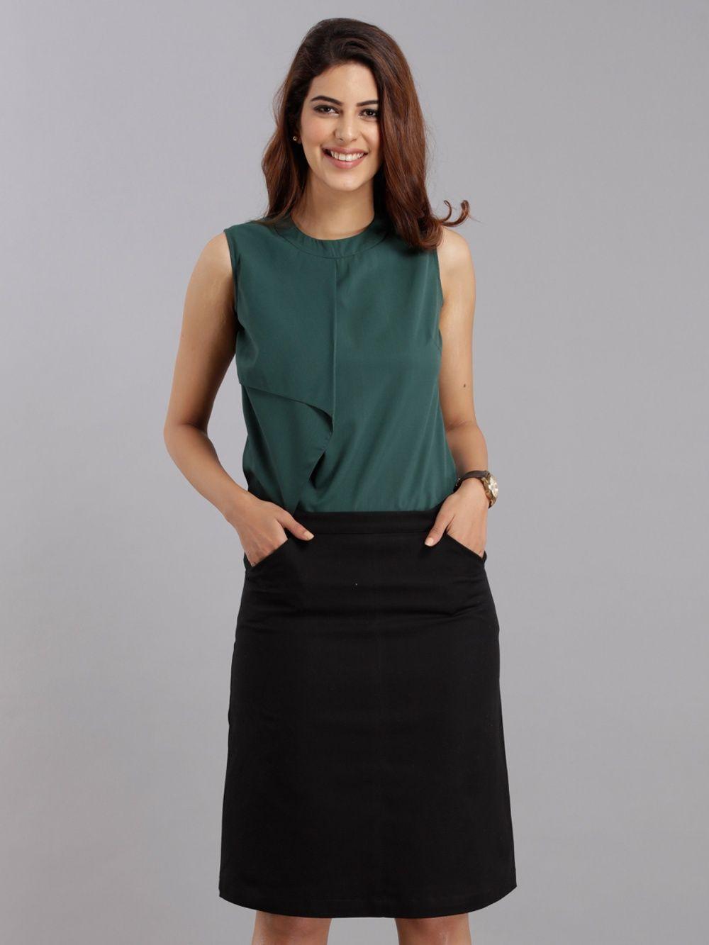 a line skirt - black