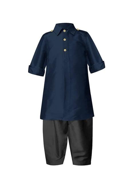 a.t.u.n. navy & black solid full sleeves pathani kurta with pyjamas