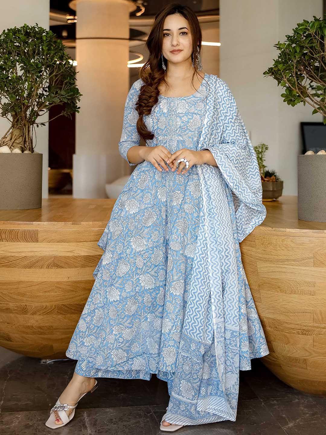 aachho women blue floral printed pure cotton kurta with trousers & dupatta
