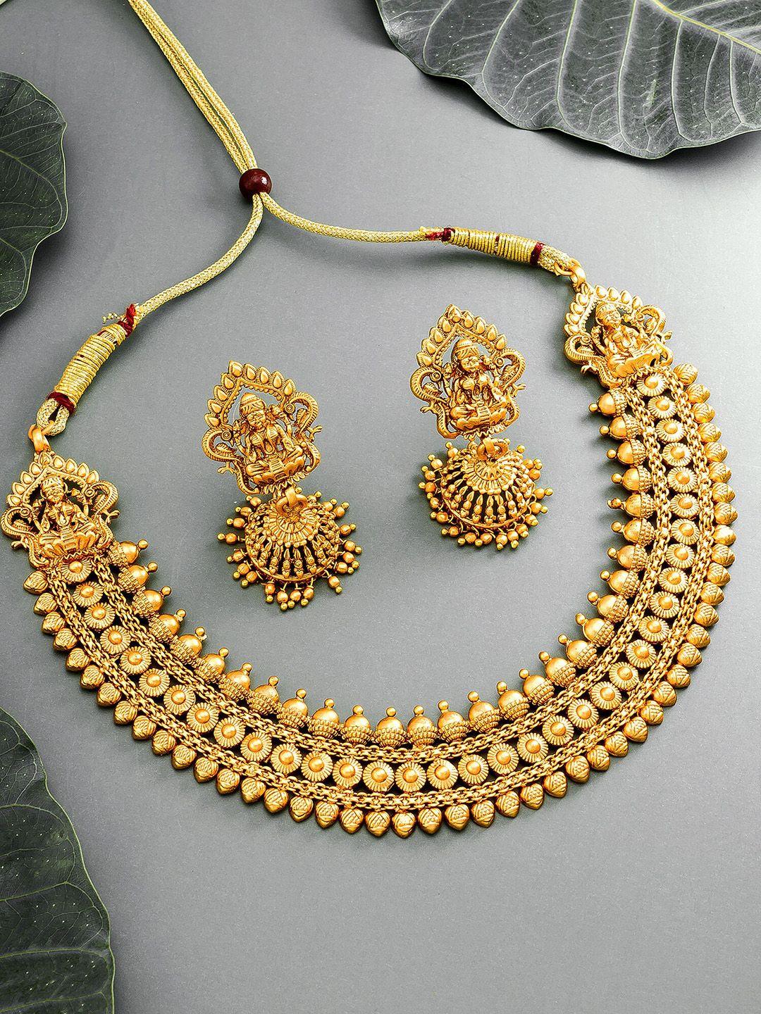 aadita women gold plated choker jewellery set