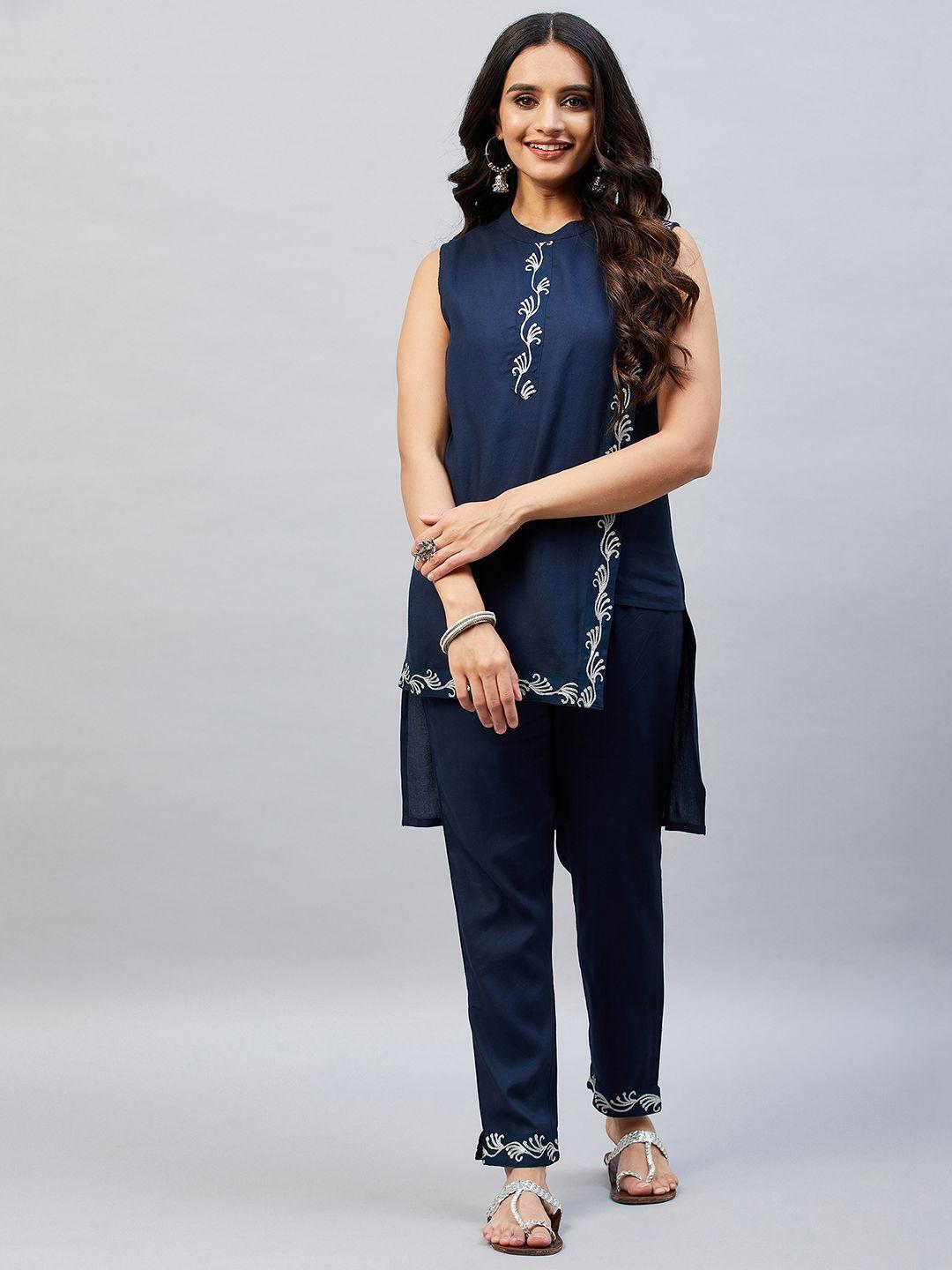 aaheli women teal kurti with trousers