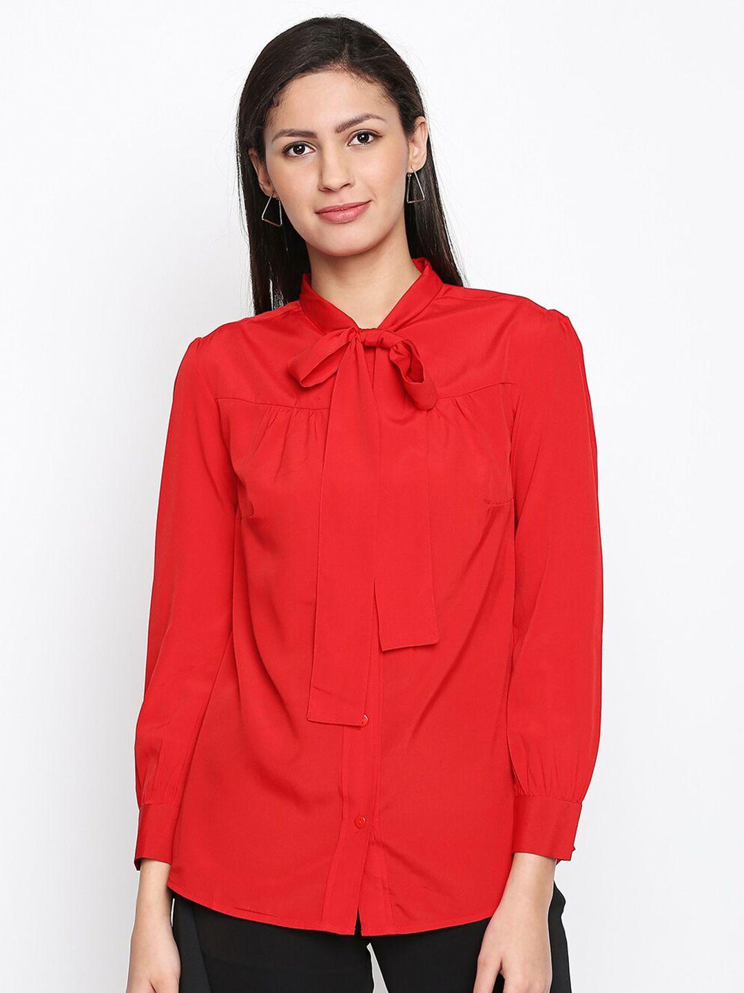 aaliya women red solid tie-up neck satin regular top