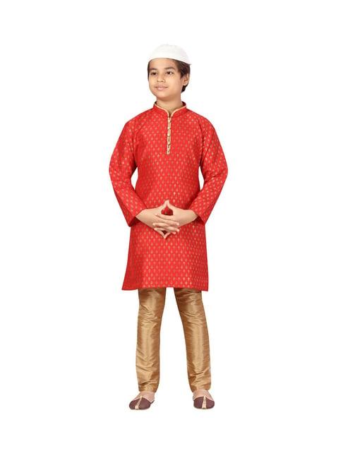 aarika kids red & gold printed kurta with churidar pants & cap