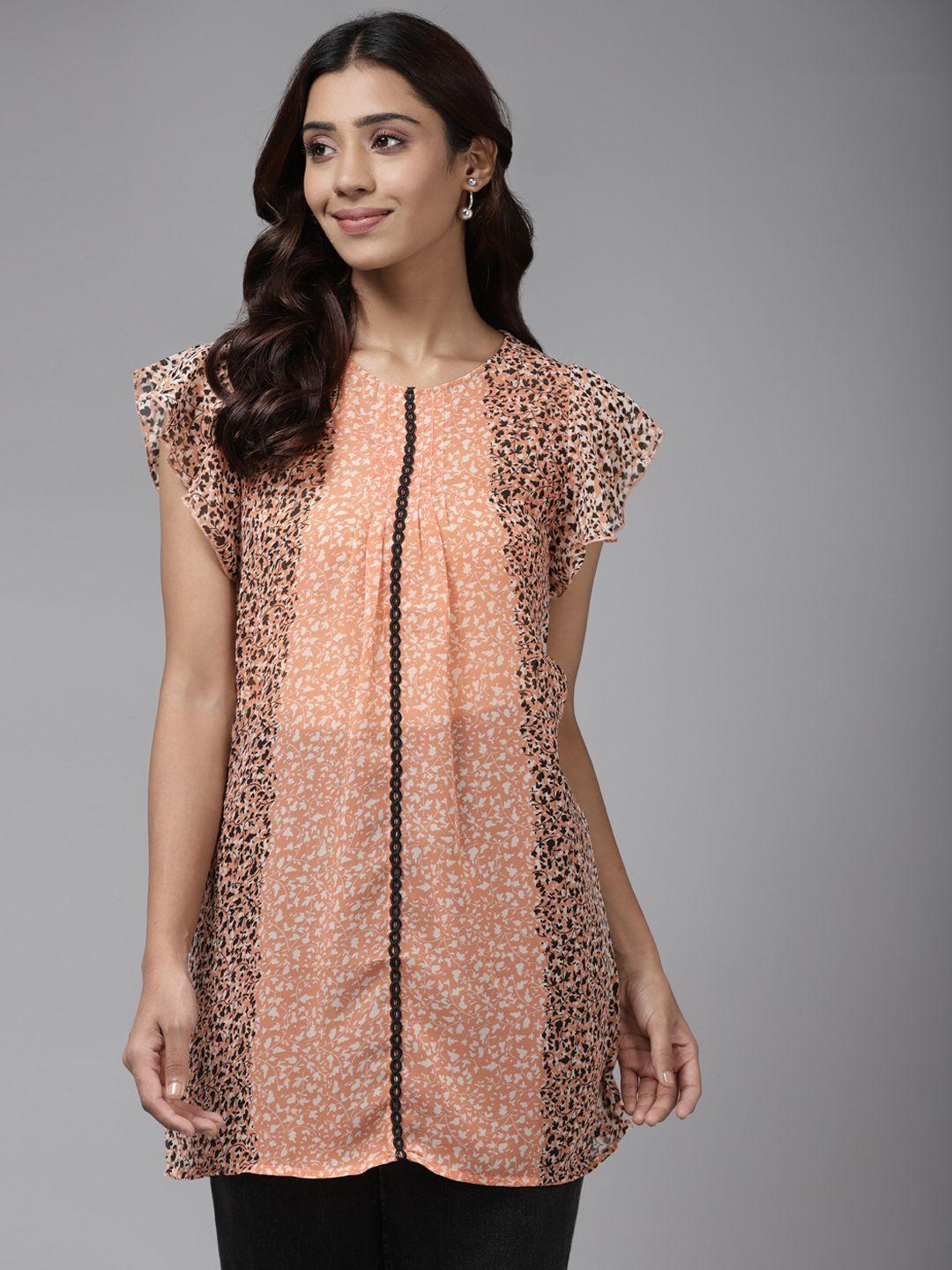 aarika peach-coloured & black animal print georgette top