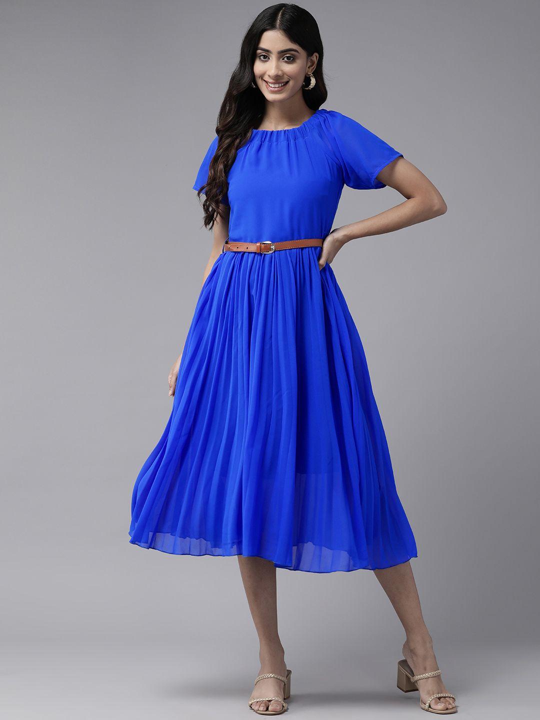 aarika solid georgette a-line midi dress with belt