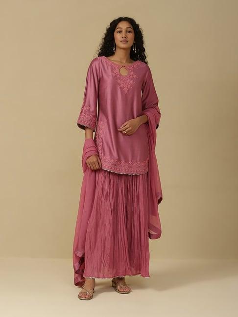 aarke ritu kumar pink embroidered kurta with skirt & dupatta
