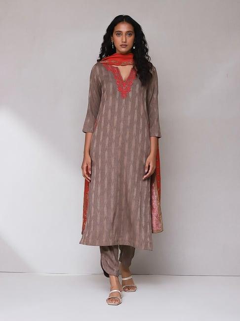 aarke ritu kumar brown embroidered kurta with pants & dupatta