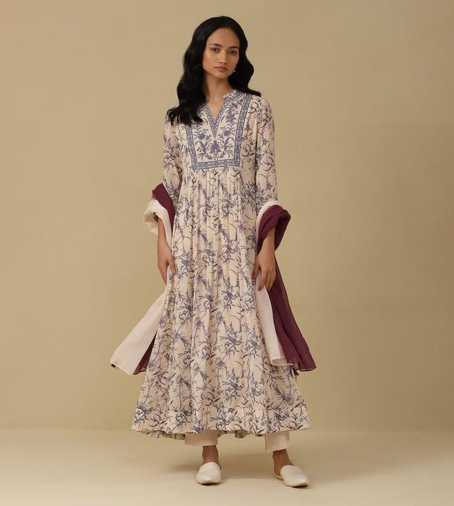 aarke ritu kumar ecru printed kurta with pant and dupatta