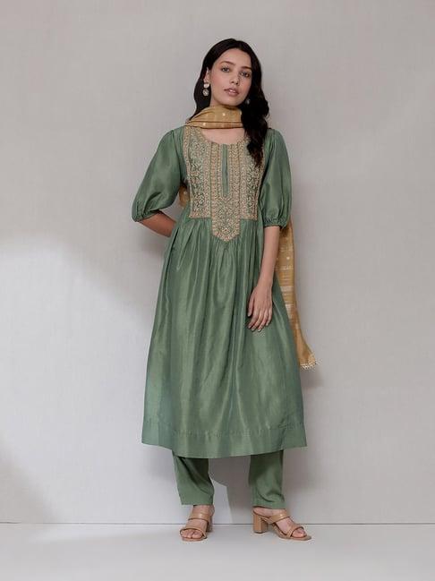 aarke ritu kumar green embroidered kurta with pants & dupatta