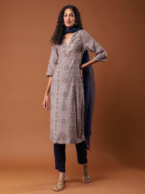 aarke ritu kumar grey embroidered kurta with pant & dupatta