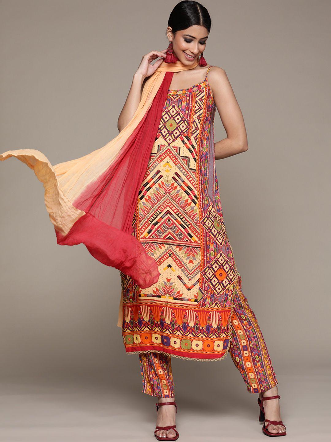 aarke ritu kumar women yellow & orange geometric print kurta with trousers & dupatta