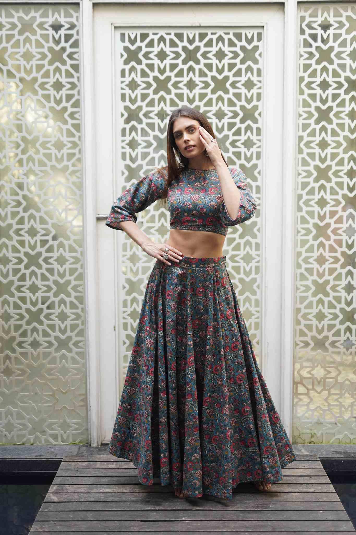 aasma lehenga choli dupatta