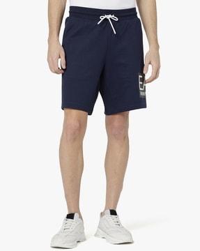 above the knee contrast logo regular fit drawstrings shorts