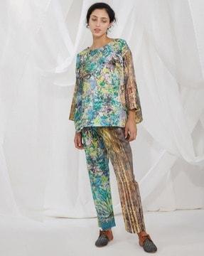 abstract print ankle length pants