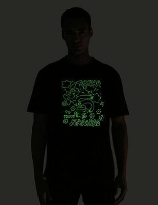 abstract print glow in the dark t-shirt