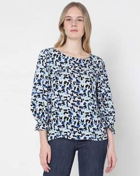 abstract print round-neck top