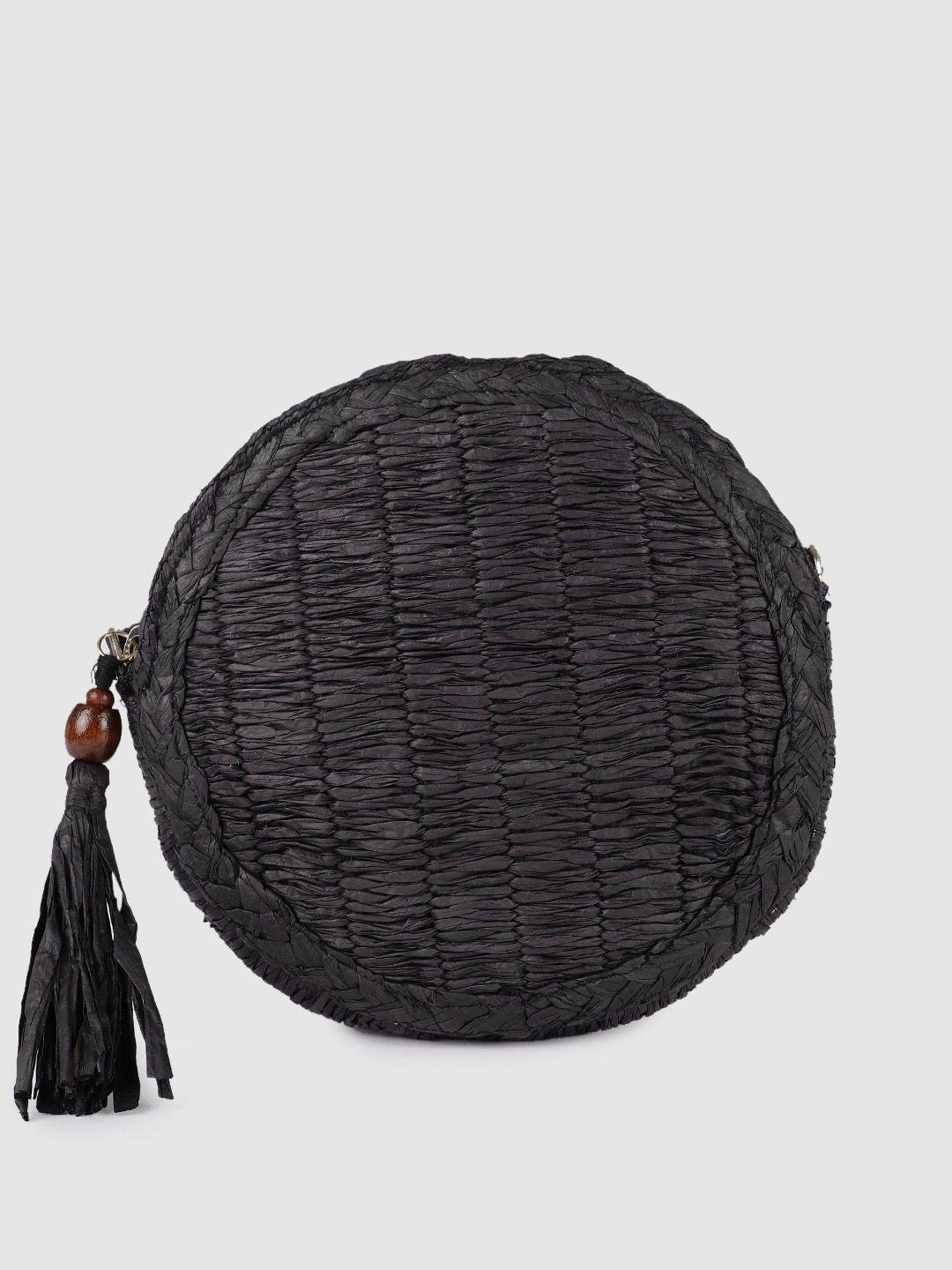 accessorize black textured sling bag