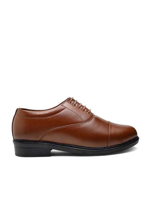 action men's tan oxford shoes