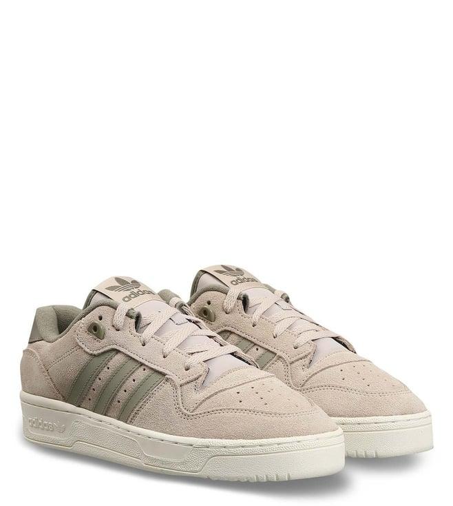 adidas originals men's rivalry low beige sneakers