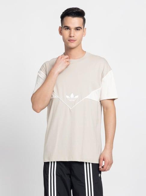 adidas originals sand regular fit printed t-shirt