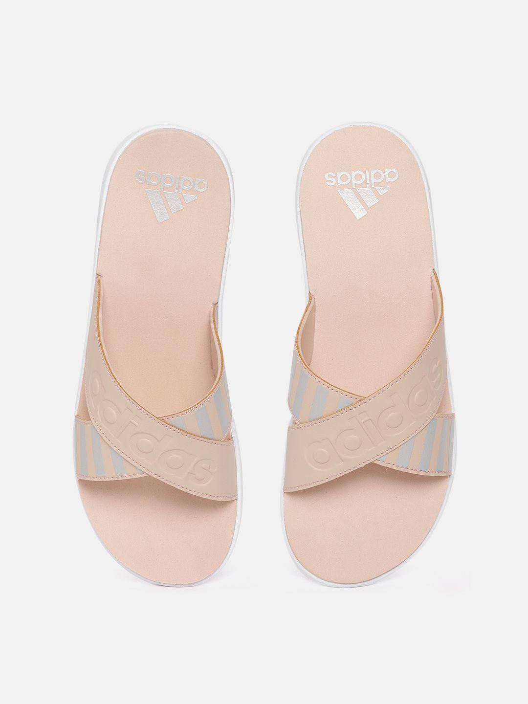 adidas women peach-coloured & silver-toned distincto stripe & brand logo textured slip-ons