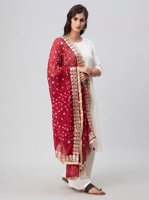 aditi wasan maroon printed bandhani dupatta