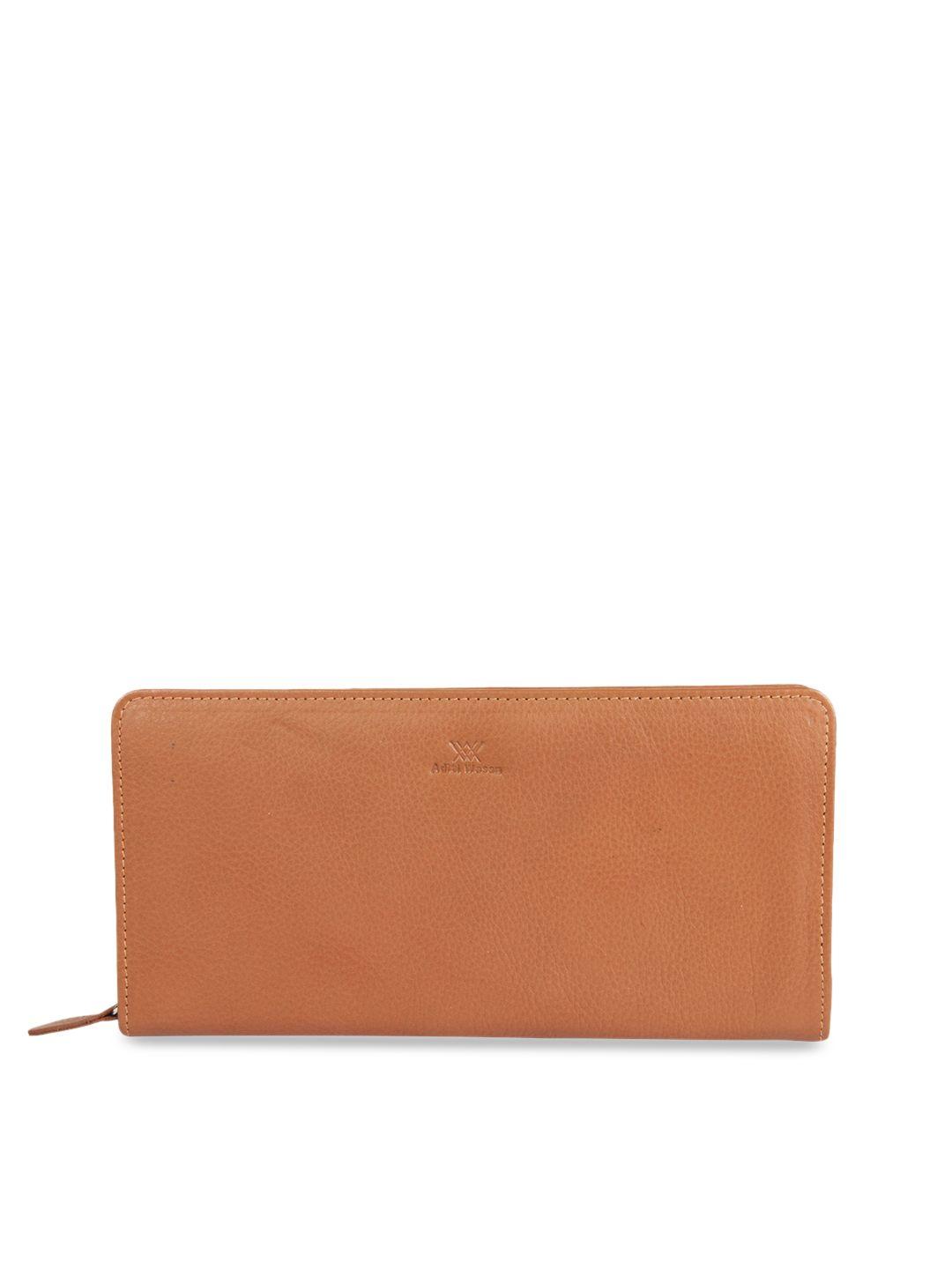 aditi wasan tan solid clutch