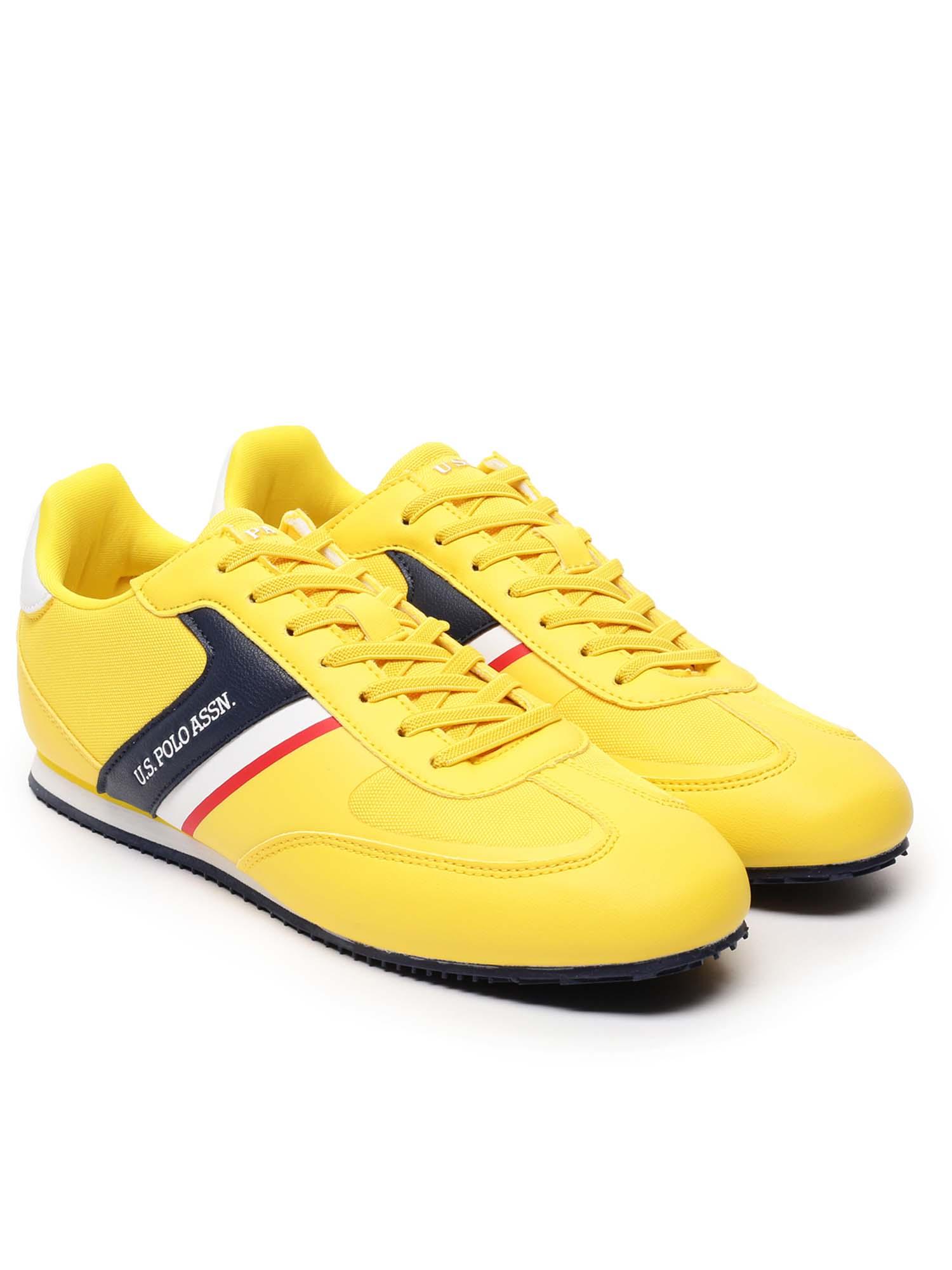 adler 2.0 yellow solid sneakers for men