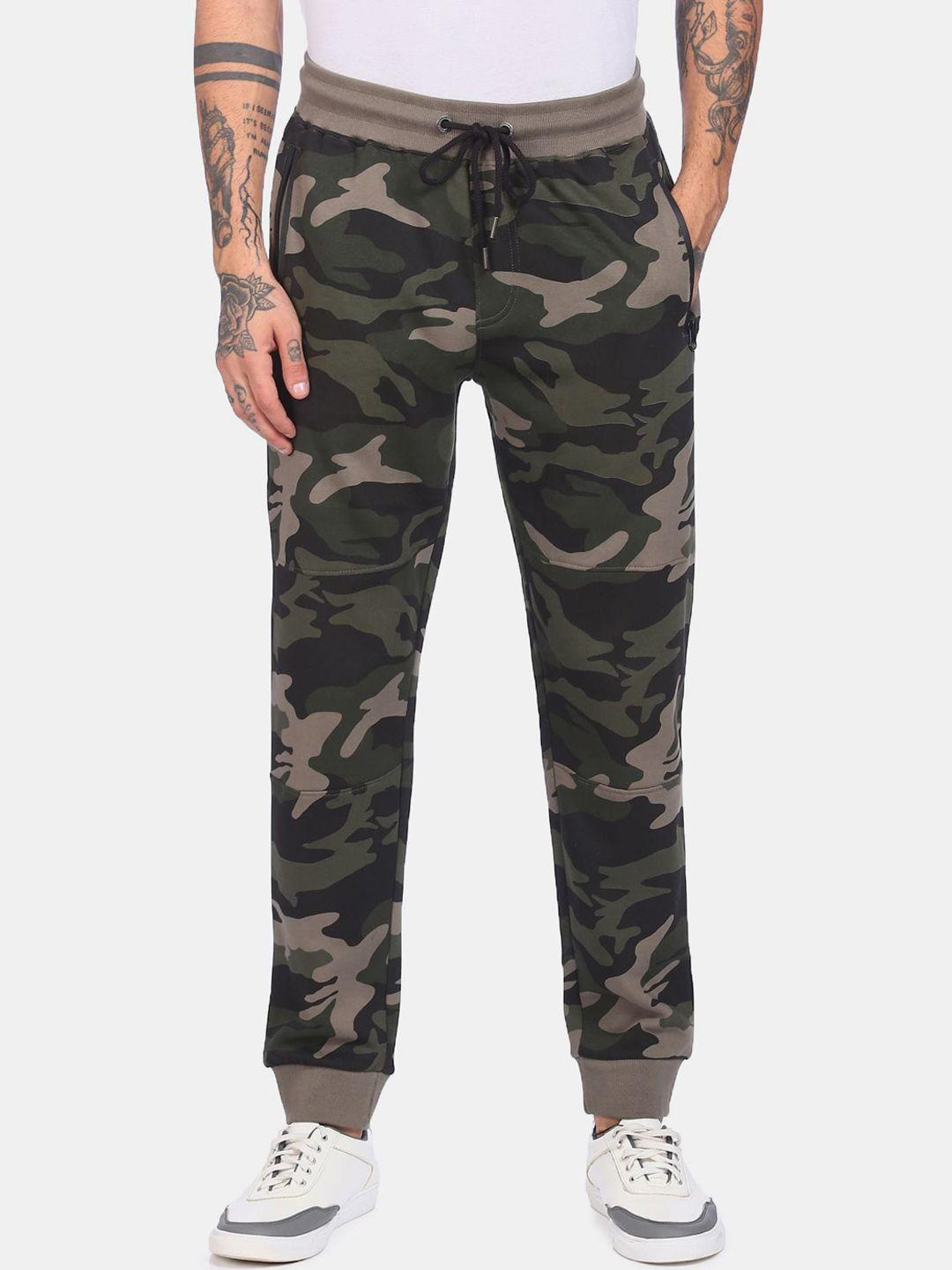 aeropostale men green & black camouflage printed straight fit pure cotton joggers