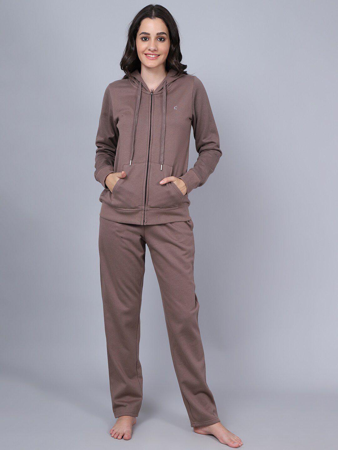 aerowarm hooded neck long sleeve pocket night suit