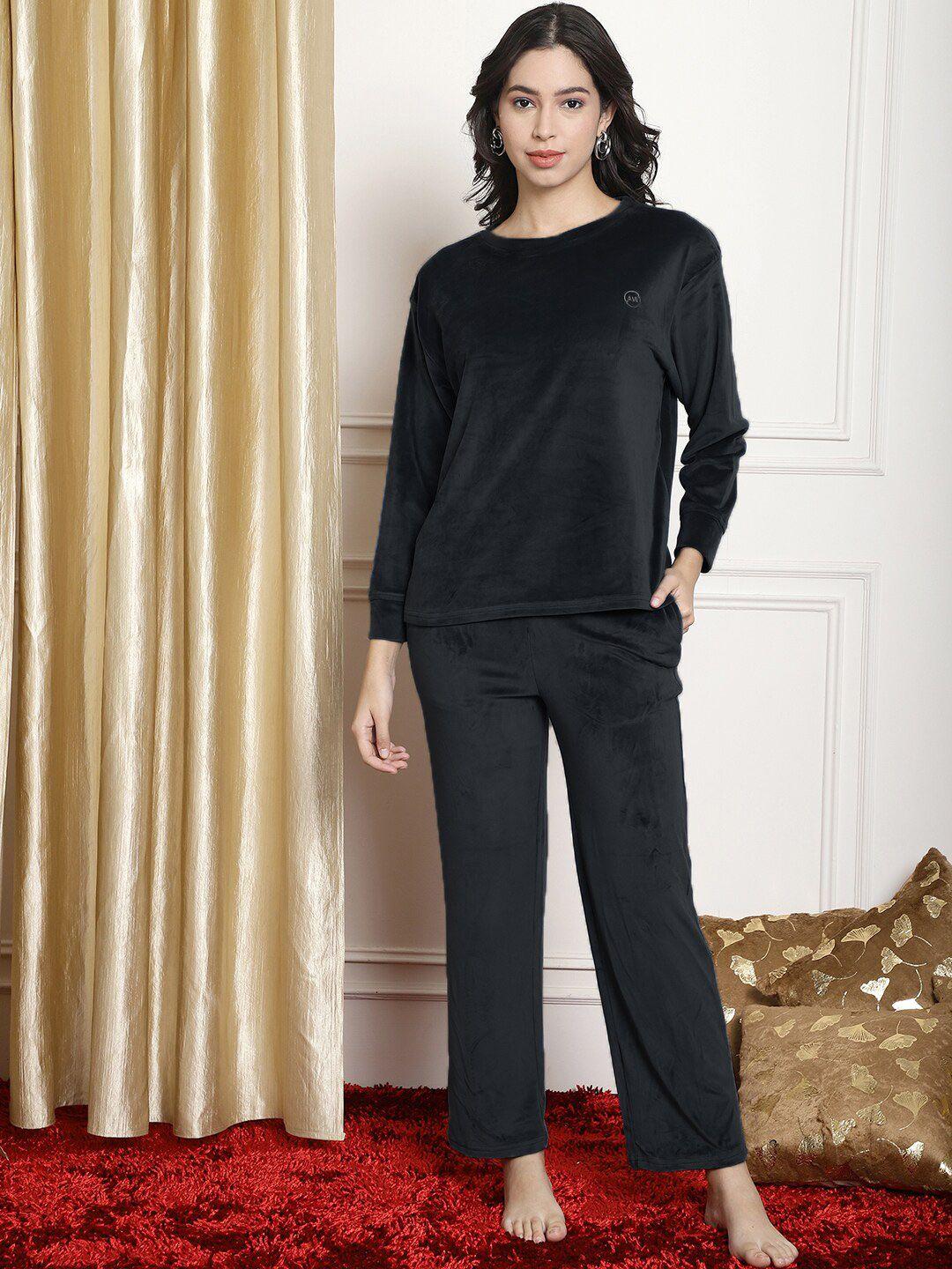 aerowarm round neck long sleeves night suit