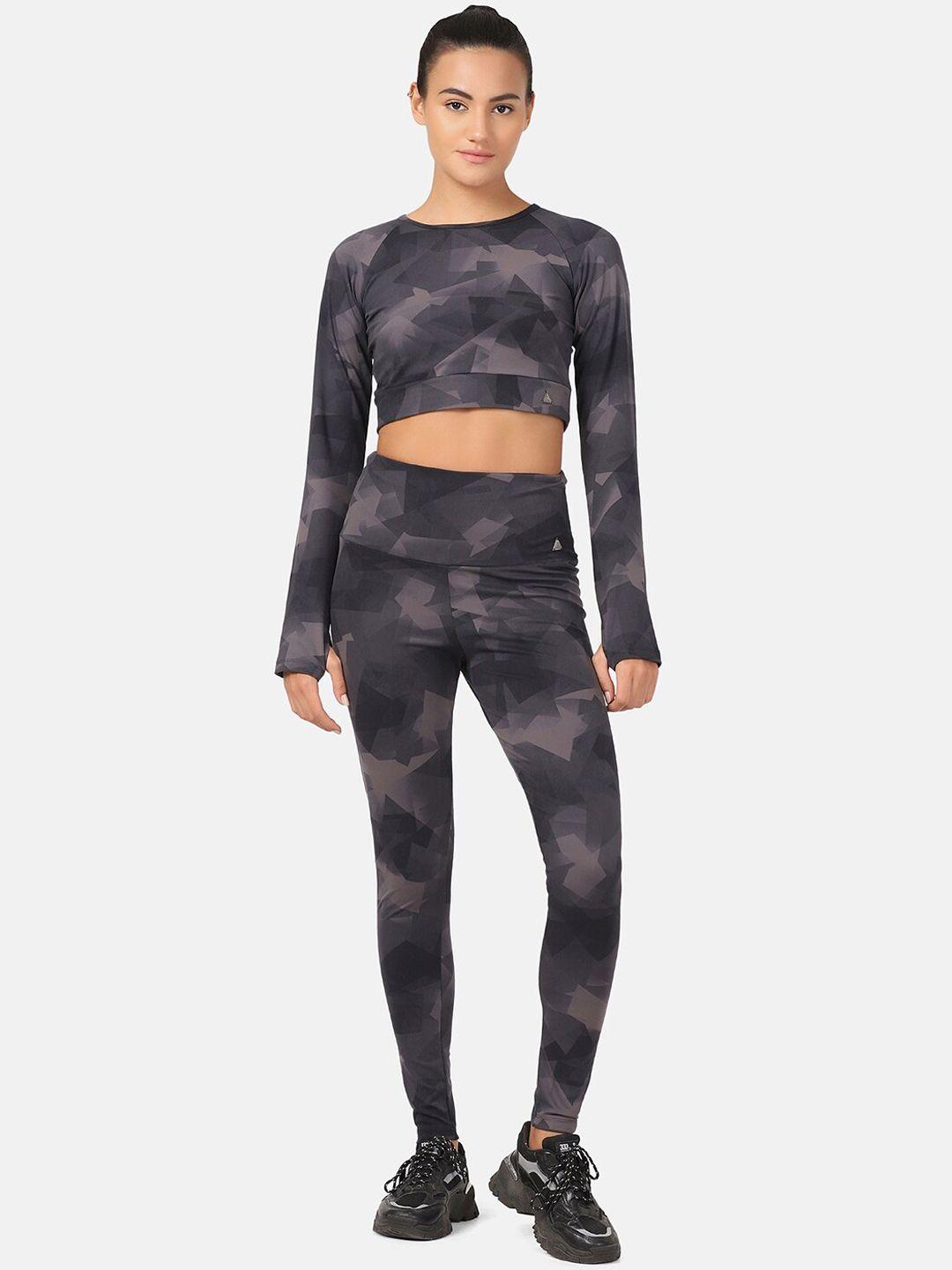 aesthetic bodies women grey printed gym co ords