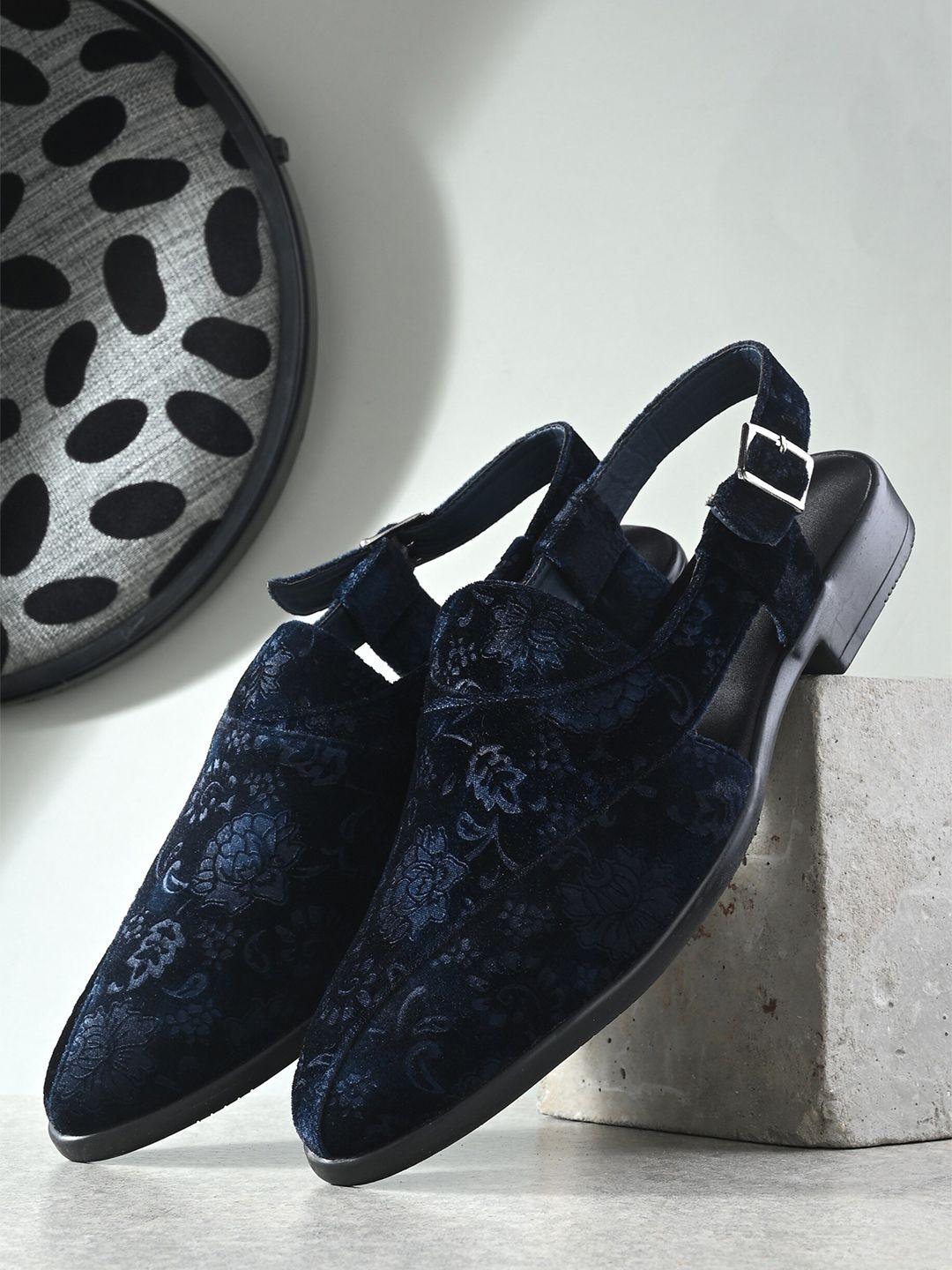 afrojack men blue & black shoe-style sandals