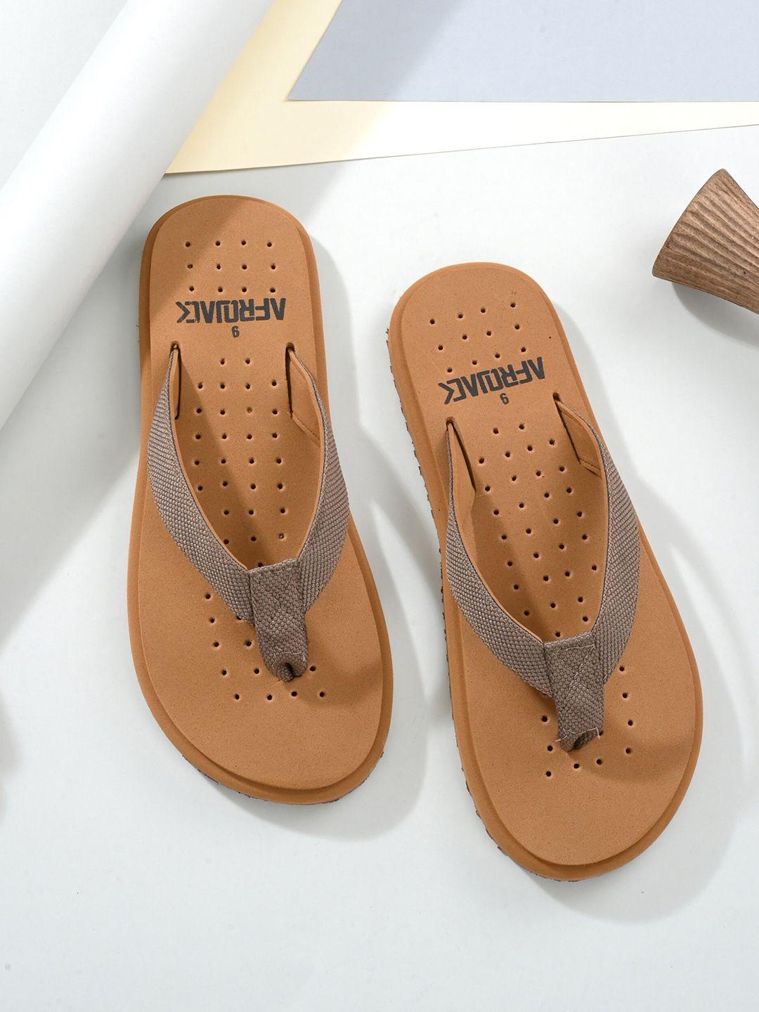 afrojack men tan & grey printed thong flip-flops