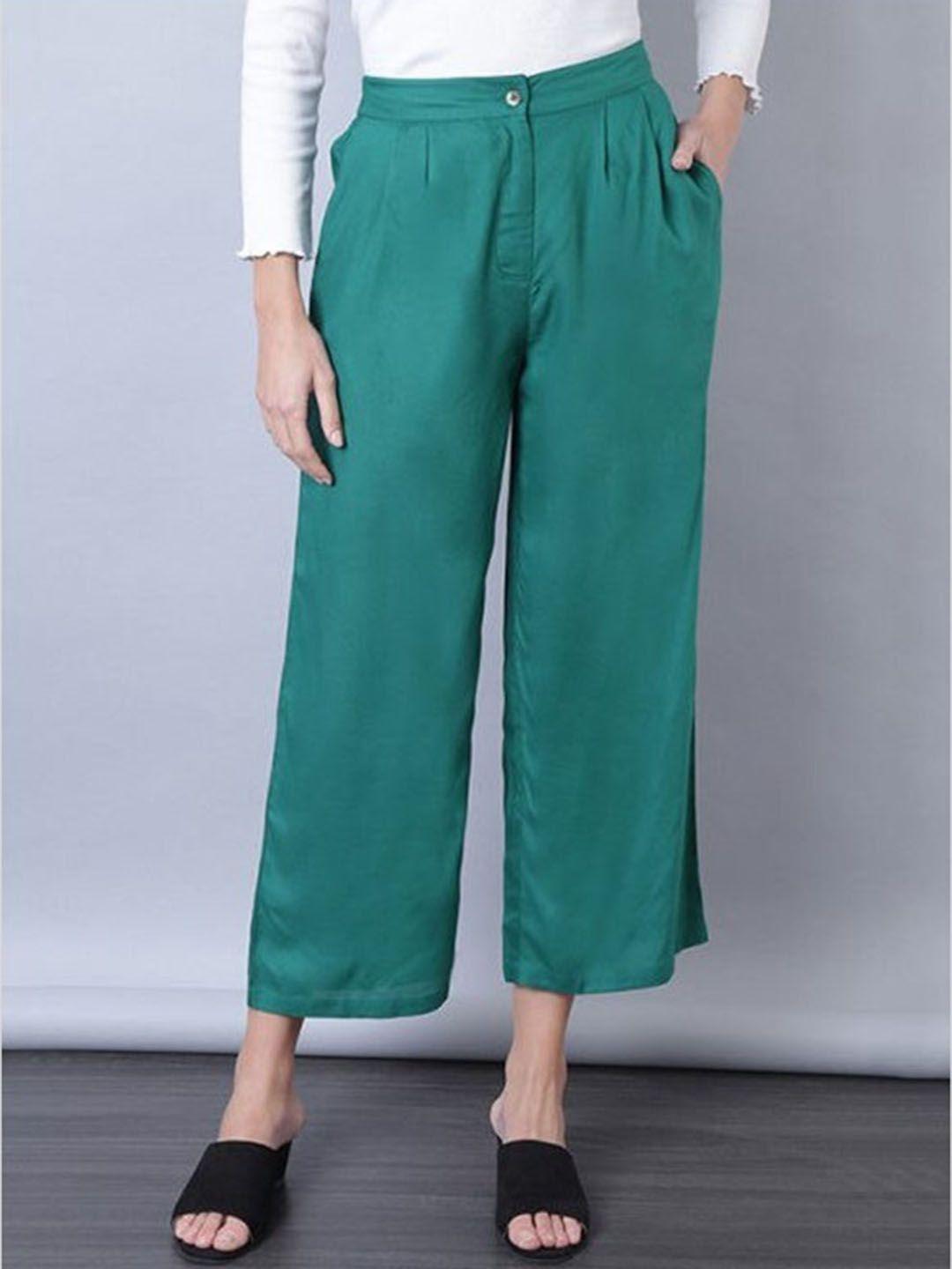 aila women loose fit pleated parallel trousers