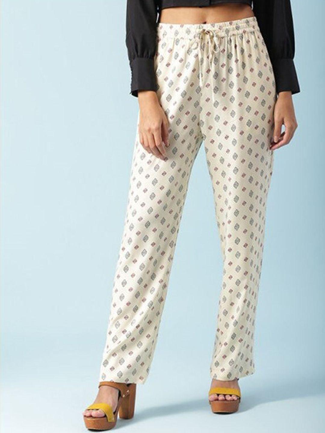 aila women printed mid rise trousers