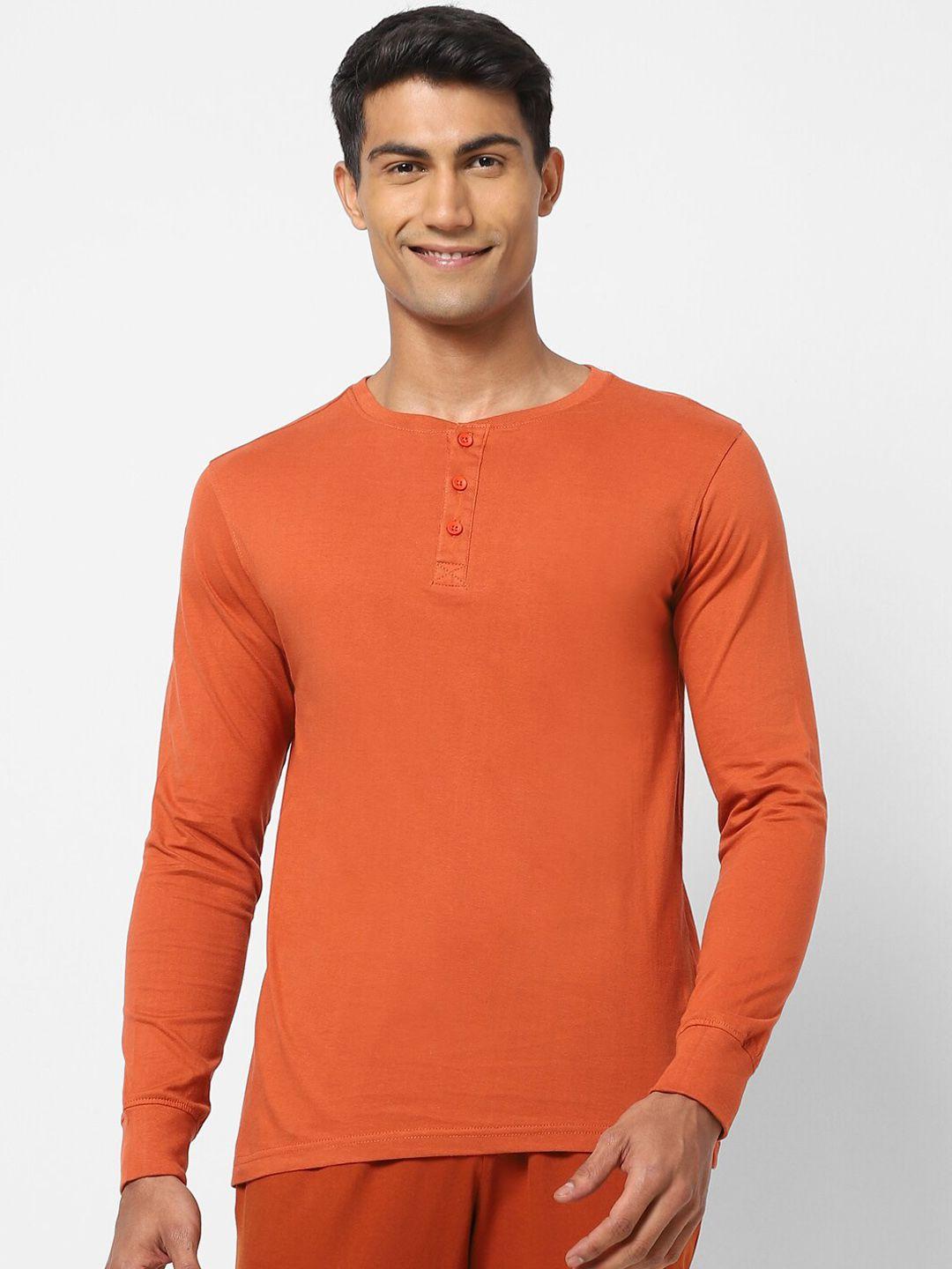 ajile by pantaloons men rust orange solid cotton lounge tshirts