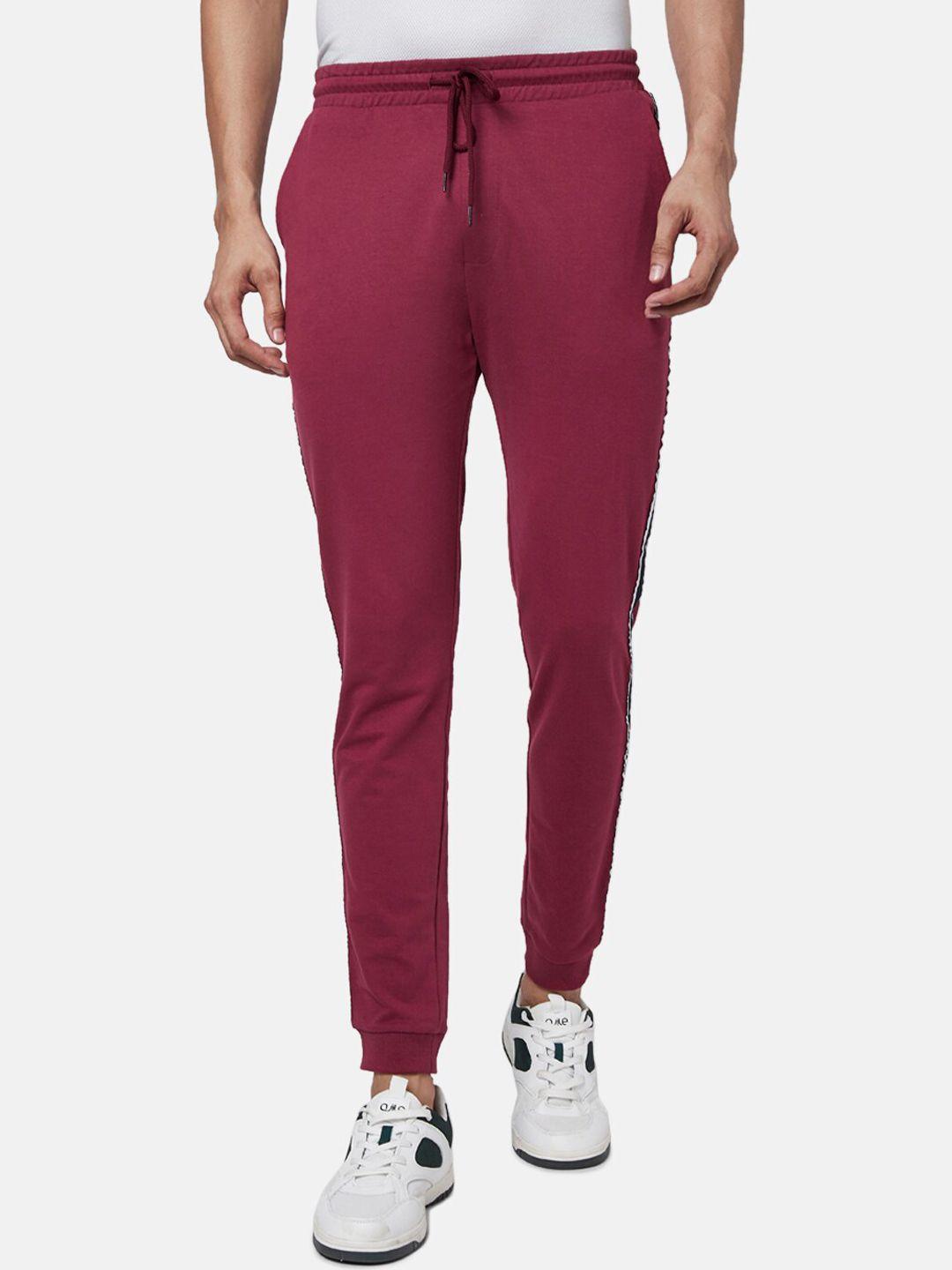 ajile by pantaloons men maroon solid joggers