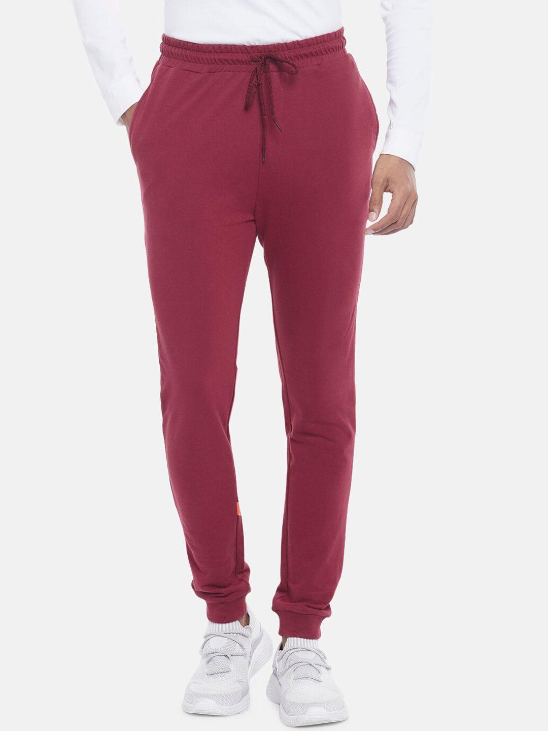 ajile by pantaloons men maroon solid slim-fit joggers